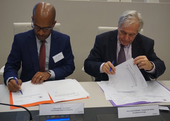 Futur atelier à Mayotte, signature de la convention