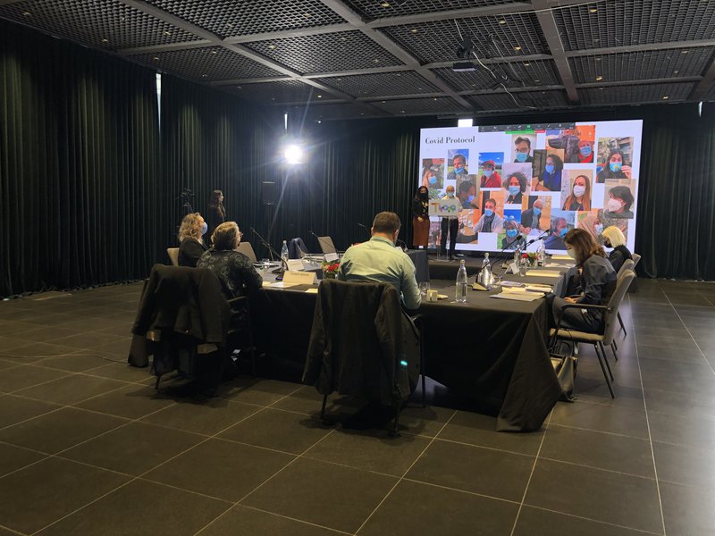 Hybrid jury - in Tirana and online