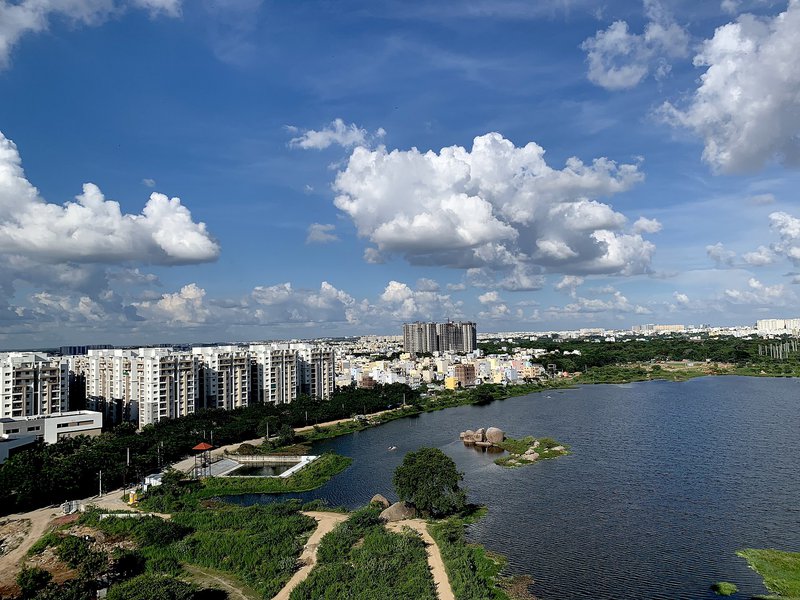 Nalaganddla lake