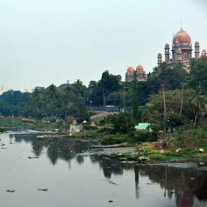 Water and Metropolization in Hyderabad